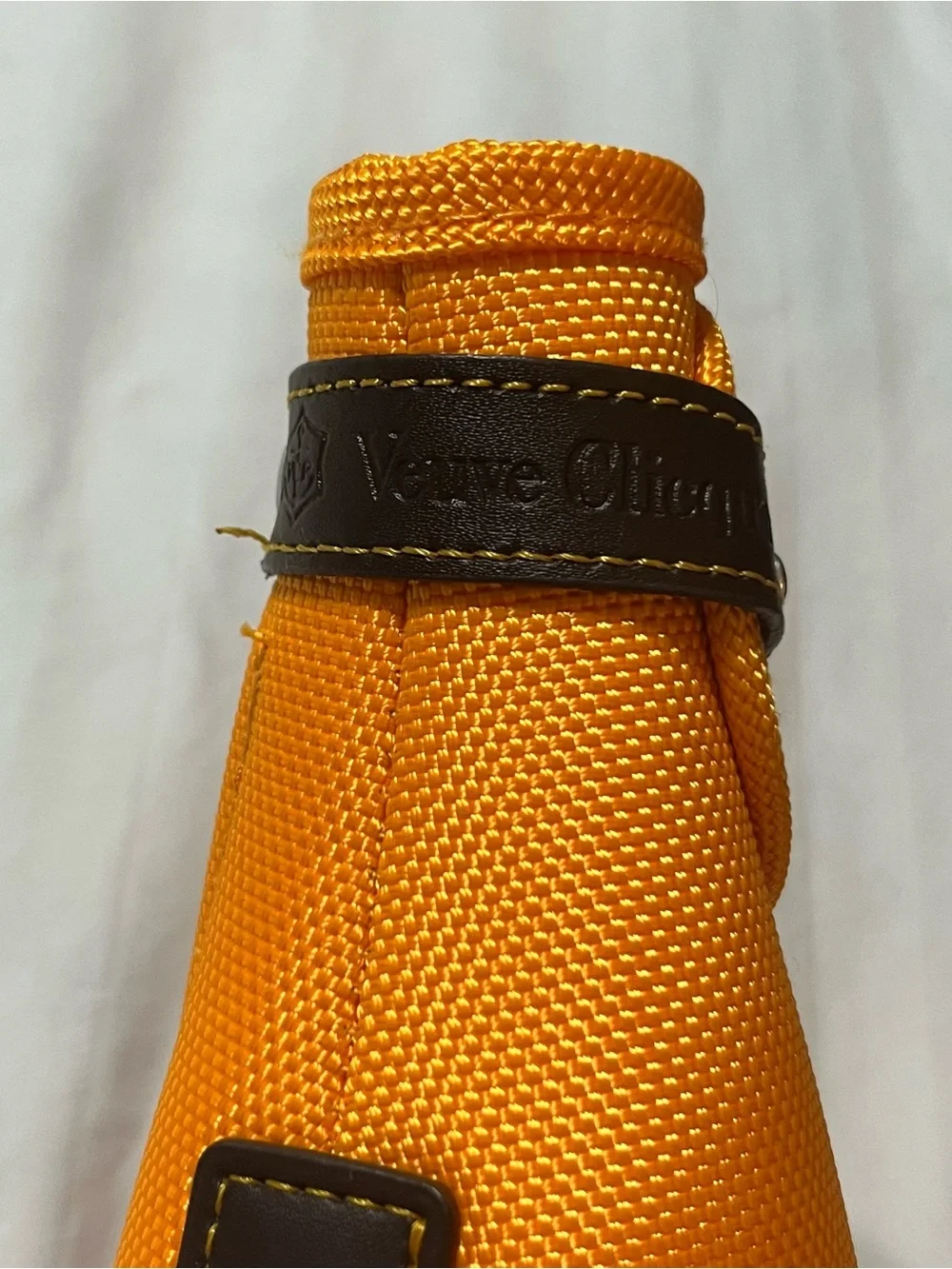 Veuve Clicquot Yellow Champagne Bottle Cooler Carrier 21-Supp